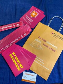 Der @frauennotrufms hat wieder Tüten und tolle Info Materialien gebracht!! #mybodymyboundaries
Kommt vorbei und holt euch was ab ❤️ und stöbern könnt ihr dann natürlich auch⭐️